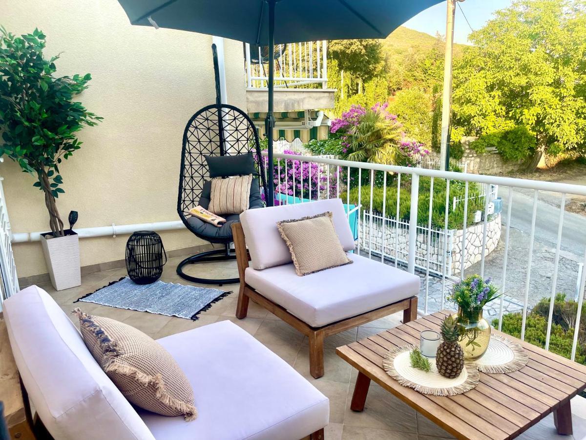 ツァヴタットLuxury Penthouse Avalonアパートメント エクステリア 写真