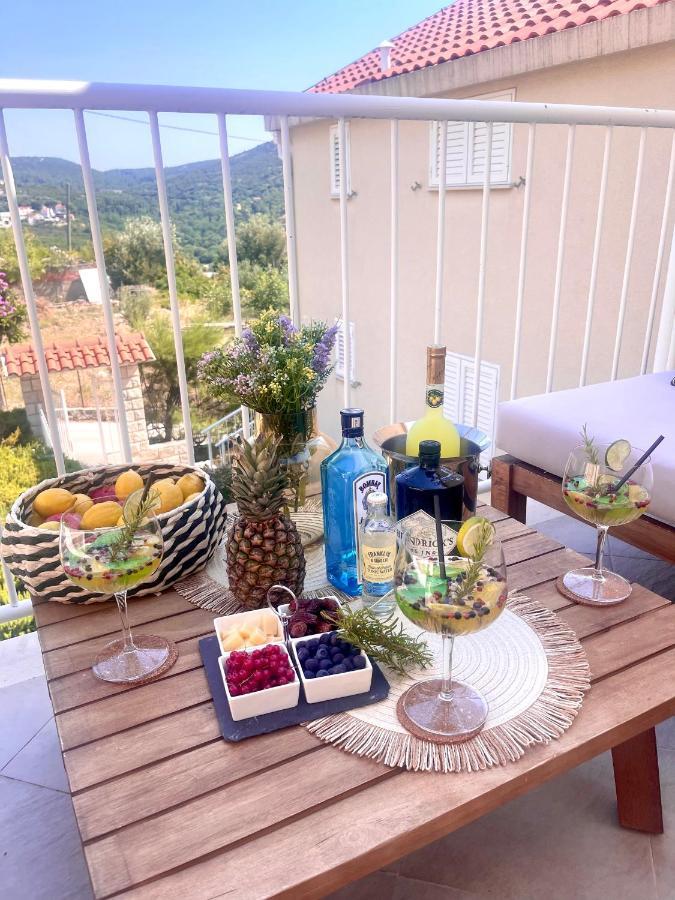 ツァヴタットLuxury Penthouse Avalonアパートメント エクステリア 写真
