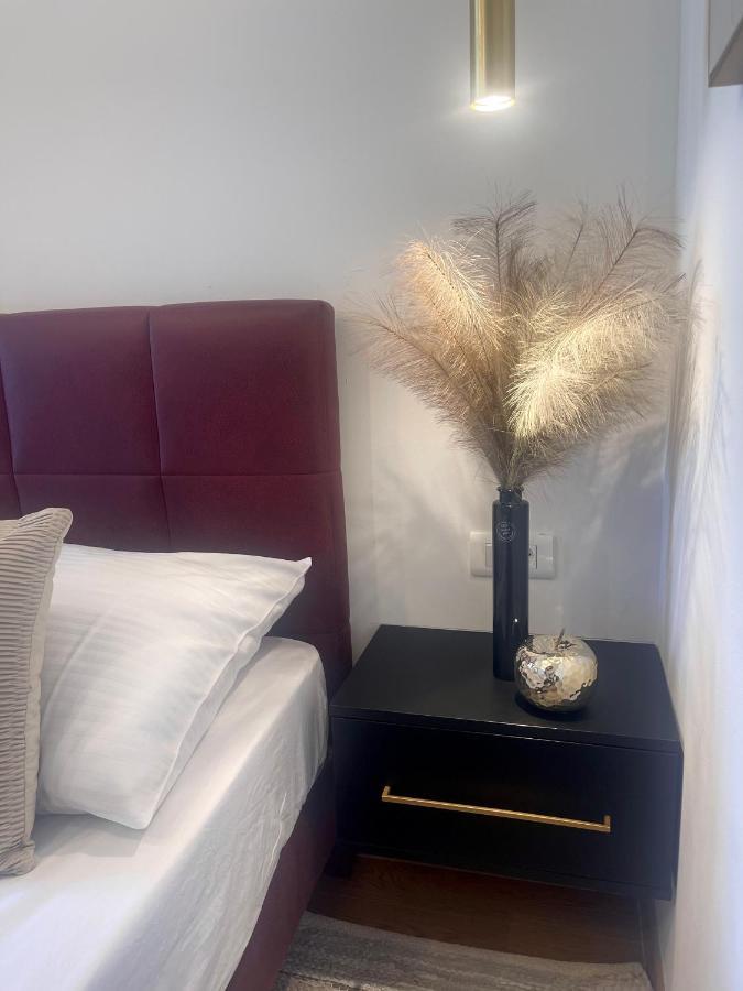 ツァヴタットLuxury Penthouse Avalonアパートメント エクステリア 写真