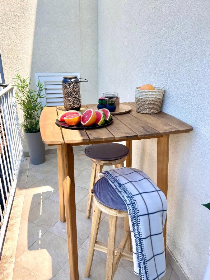 ツァヴタットLuxury Penthouse Avalonアパートメント エクステリア 写真
