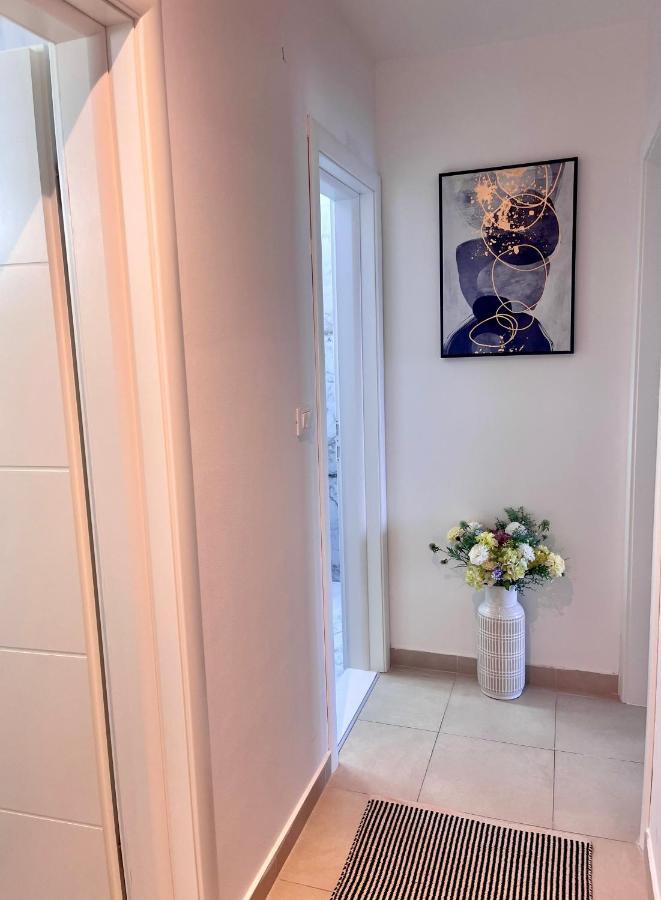 ツァヴタットLuxury Penthouse Avalonアパートメント エクステリア 写真