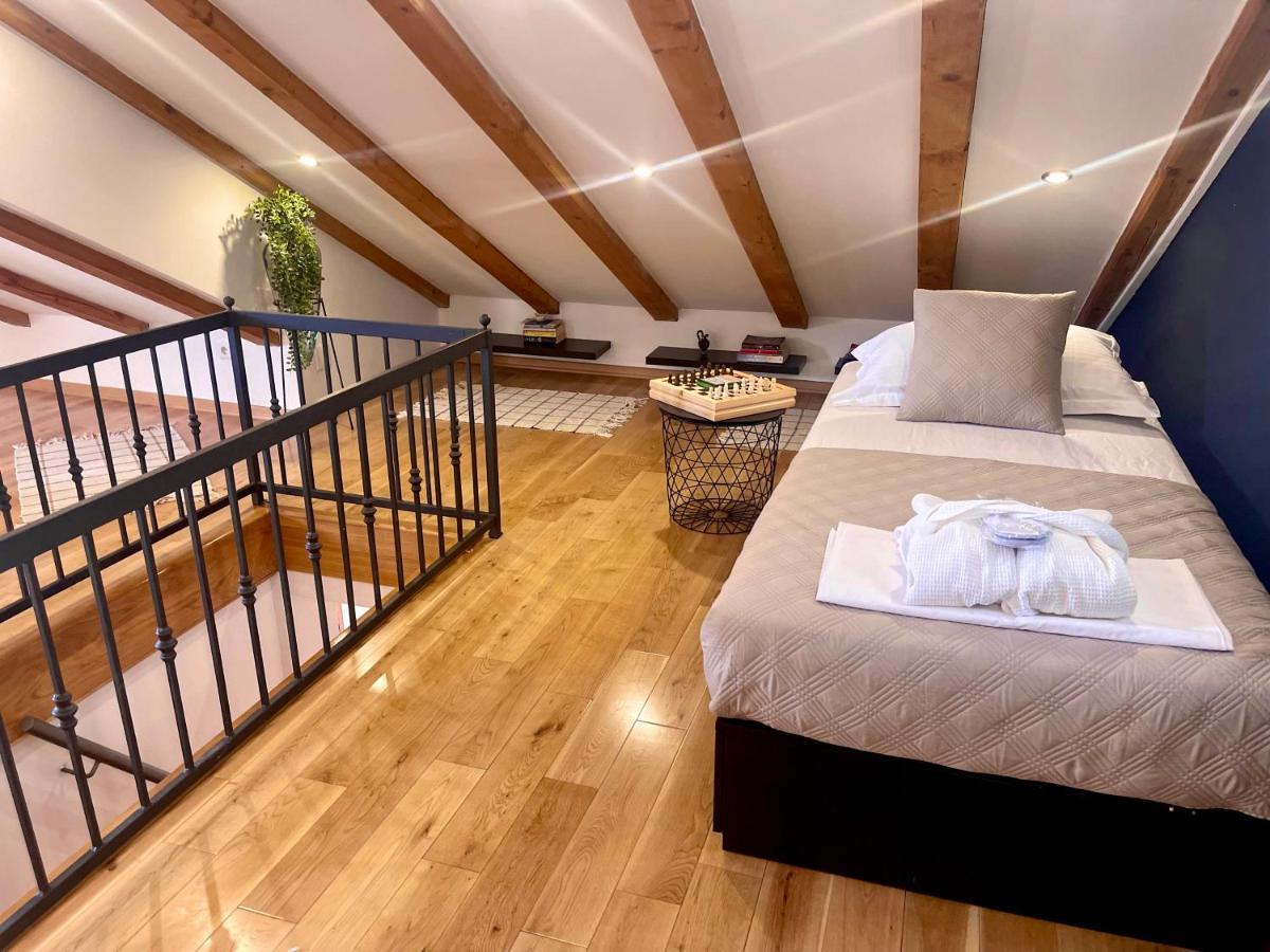 ツァヴタットLuxury Penthouse Avalonアパートメント エクステリア 写真