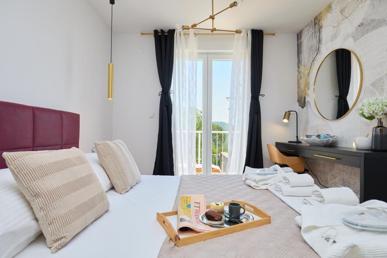 ツァヴタットLuxury Penthouse Avalonアパートメント エクステリア 写真