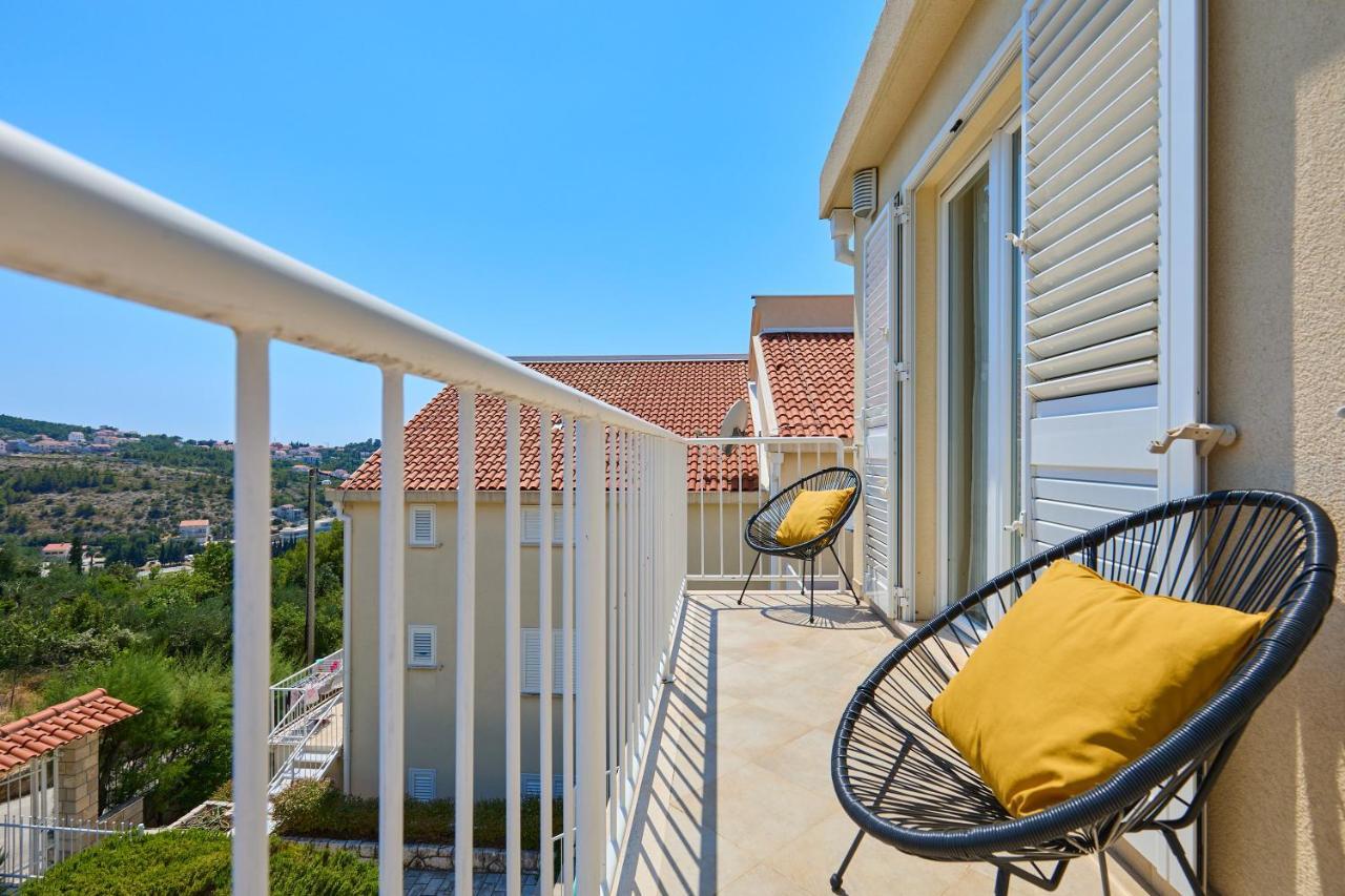 ツァヴタットLuxury Penthouse Avalonアパートメント エクステリア 写真